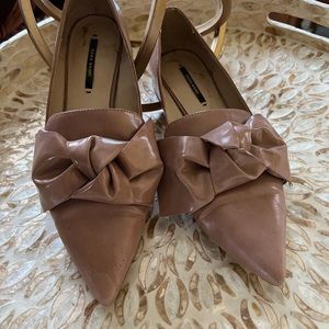 Zara Tan flats with bow at top of pointed toe